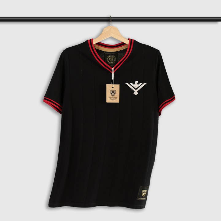 The Eagle Camiseta premium de algodón para hombre con cuello en V para venta al por mayor de Football Town
