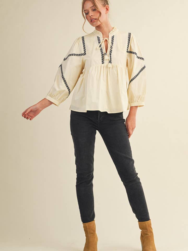 &MERCI - Wholesale Blouse - Women's - EMBROIDERY TRIM BABYDOLL BLOUSE MTP414622