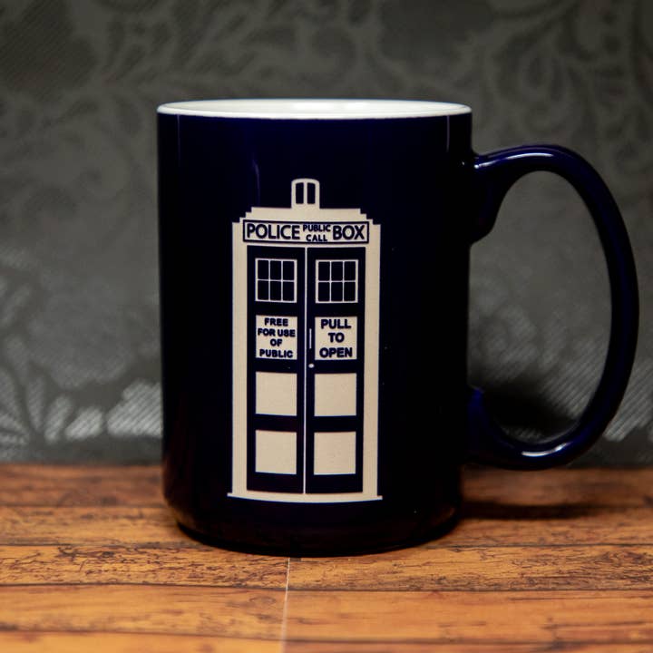 Gifts of Glass & Wear - Wholesale Drinking Glass/Cup - Tardis Call Box Etched Drinkware Barware2