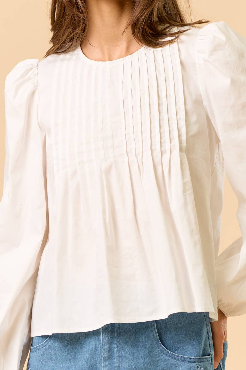 OFF WHITE  ILT6227 Puff Sleeve Pleated Top for wholesale on Faire1