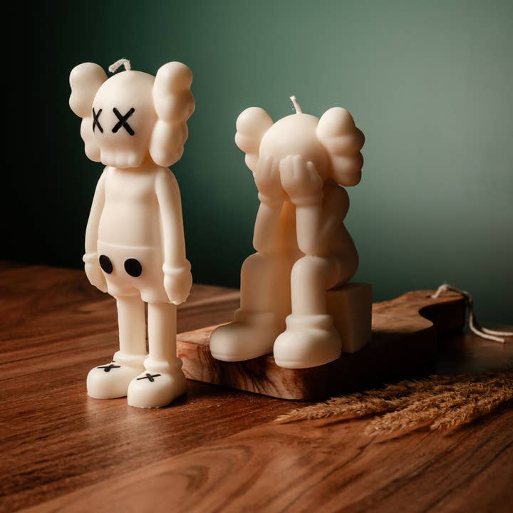 Allure CA - Wholesale Novelty Candle - Kaws Companion (Standing) Candle - Artists Impression