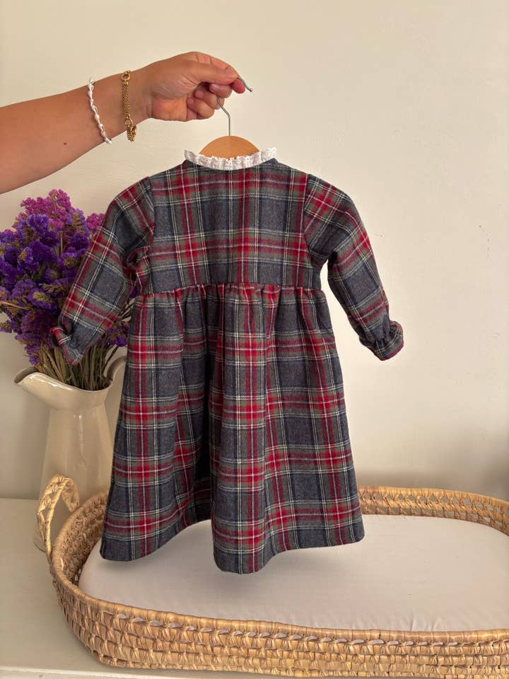 Maria Jasmim Baby & Child - Wholesale Sleepwear Set - Kids - Gray and Red Check Nightshirt2