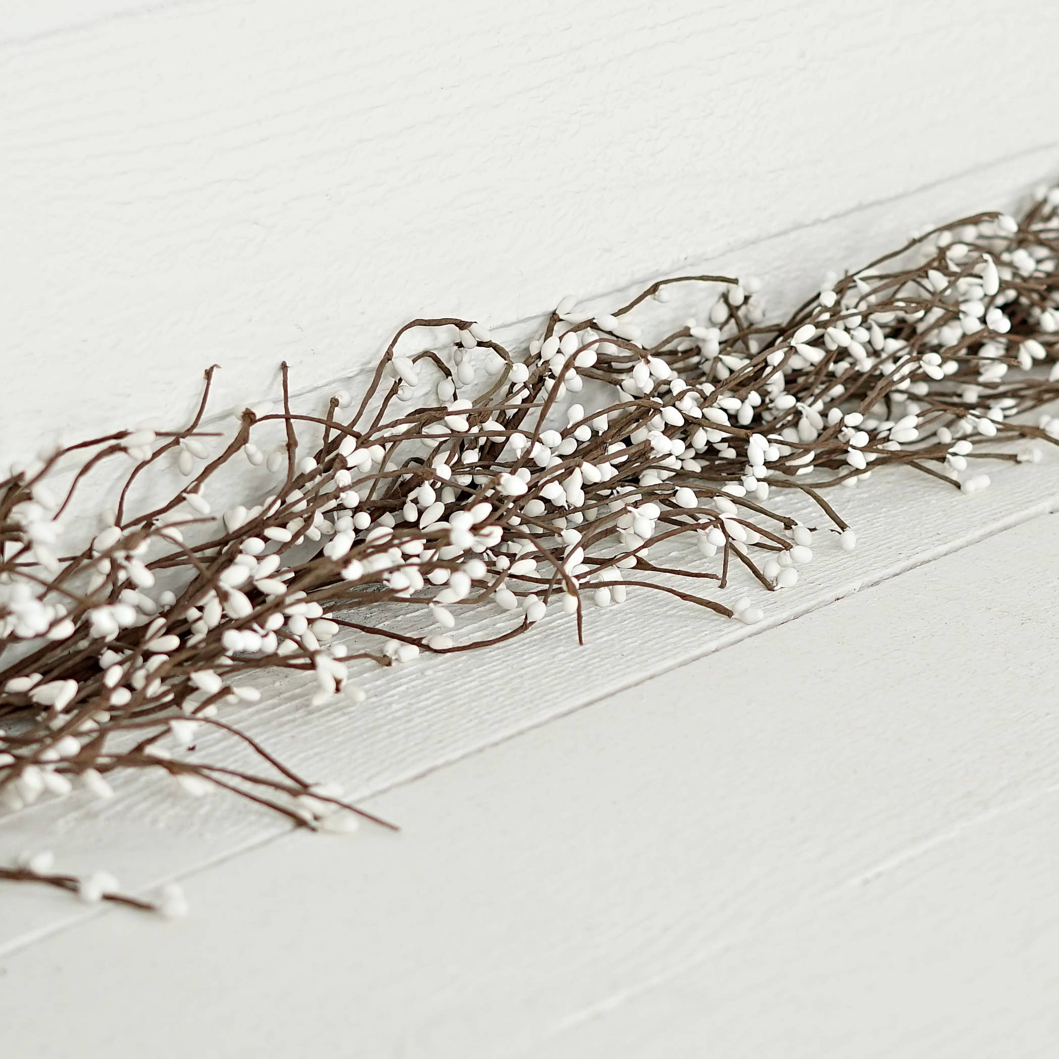 Impressive Enterprises, Inc. - Wholesale Bunting/Garland - ISB13000WT- 4.5ft Pip Berry Garland-WHITE1