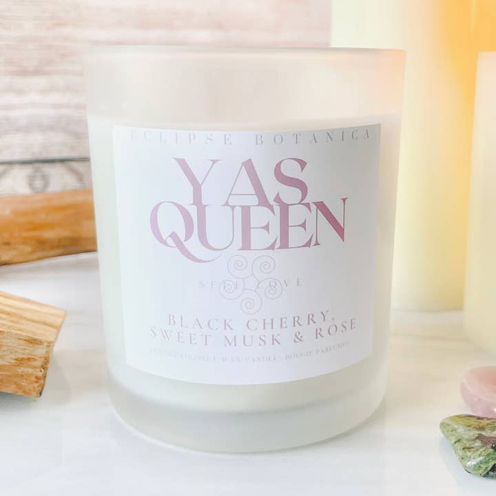 YAS Queen Luxus-Kerze (schwarze Kirsche und Rose) für den Großhandel von Eclipse Botanica