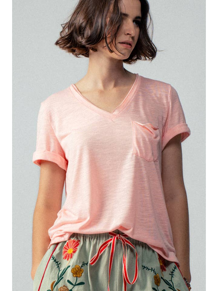 Urban Daizy - Wholesale T-Shirt - Women's - Rolled Sleeve V-Neck Pocket Tee21