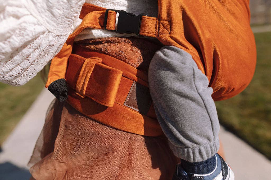 Monmar - Wholesale Baby Carrier - Rust Velvet Baby Carrier2