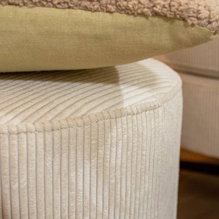 Now's Home - Vente Pouf - POUF PIVOTANT EN VELOURS COTELÉ ÉCRU 40X40XHT39CM CASPER3