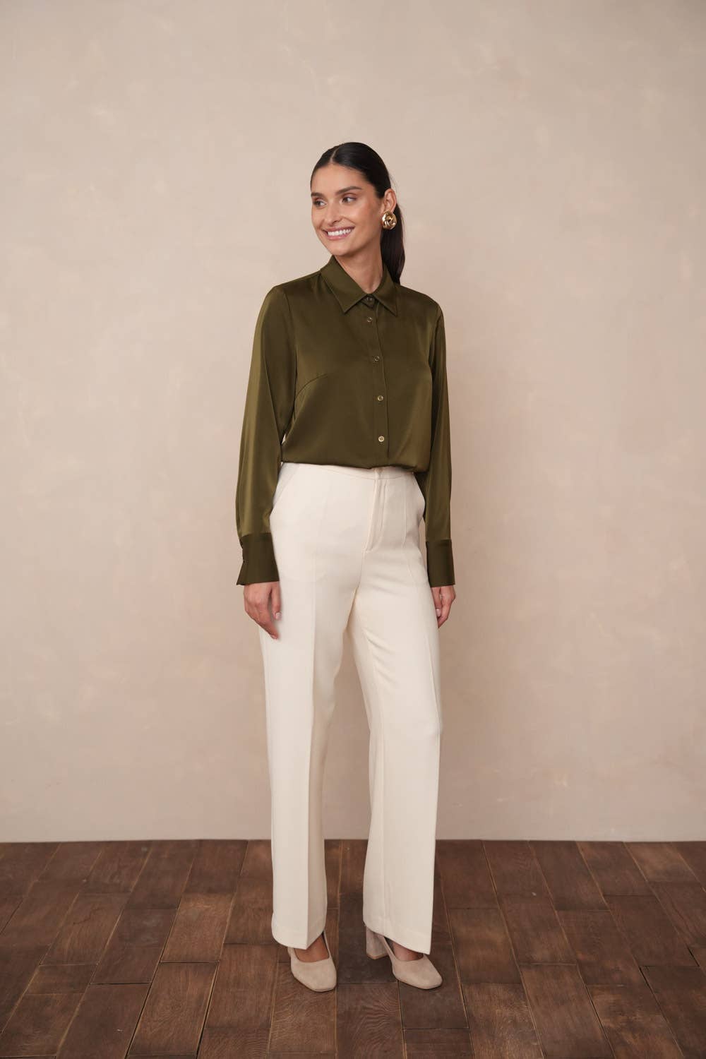 Attentif Paris - Wholesale Button Down Shirt - Women's - Satin shirt with classic notched collar64