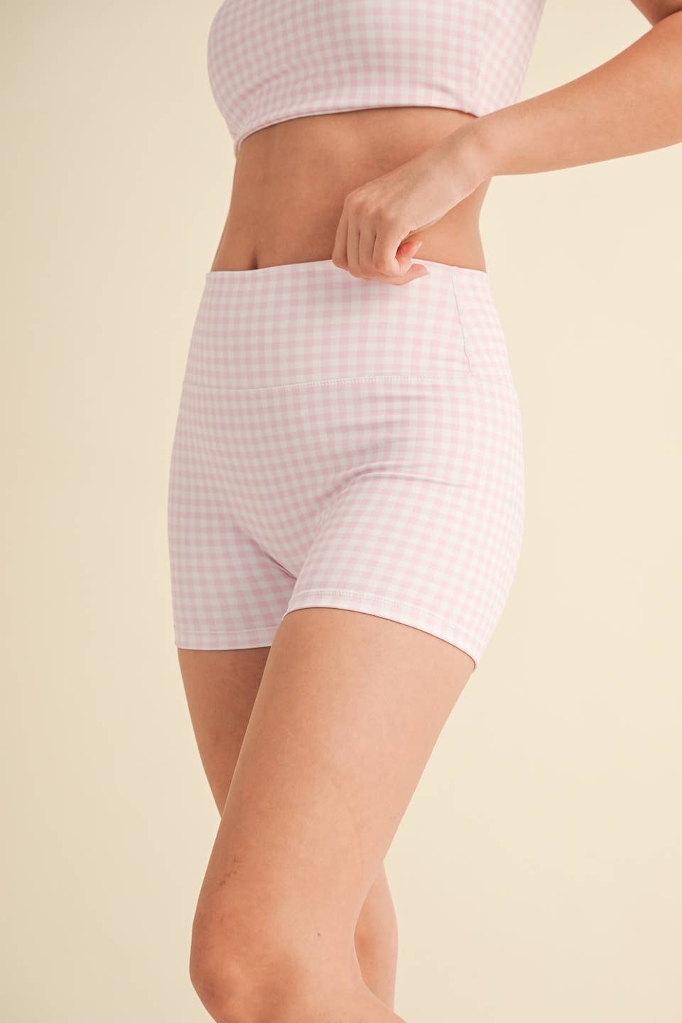 KIMBERLY C – wholesale Athletic shorts – Women's – Gingham Print Mid-Rise Mini Shorts7