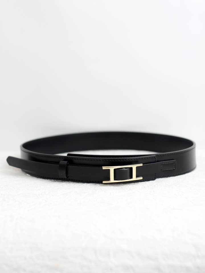 A2408DJN49988 - Classic Leather Belt with Statement Buckle for wholesale by Esley Accessories