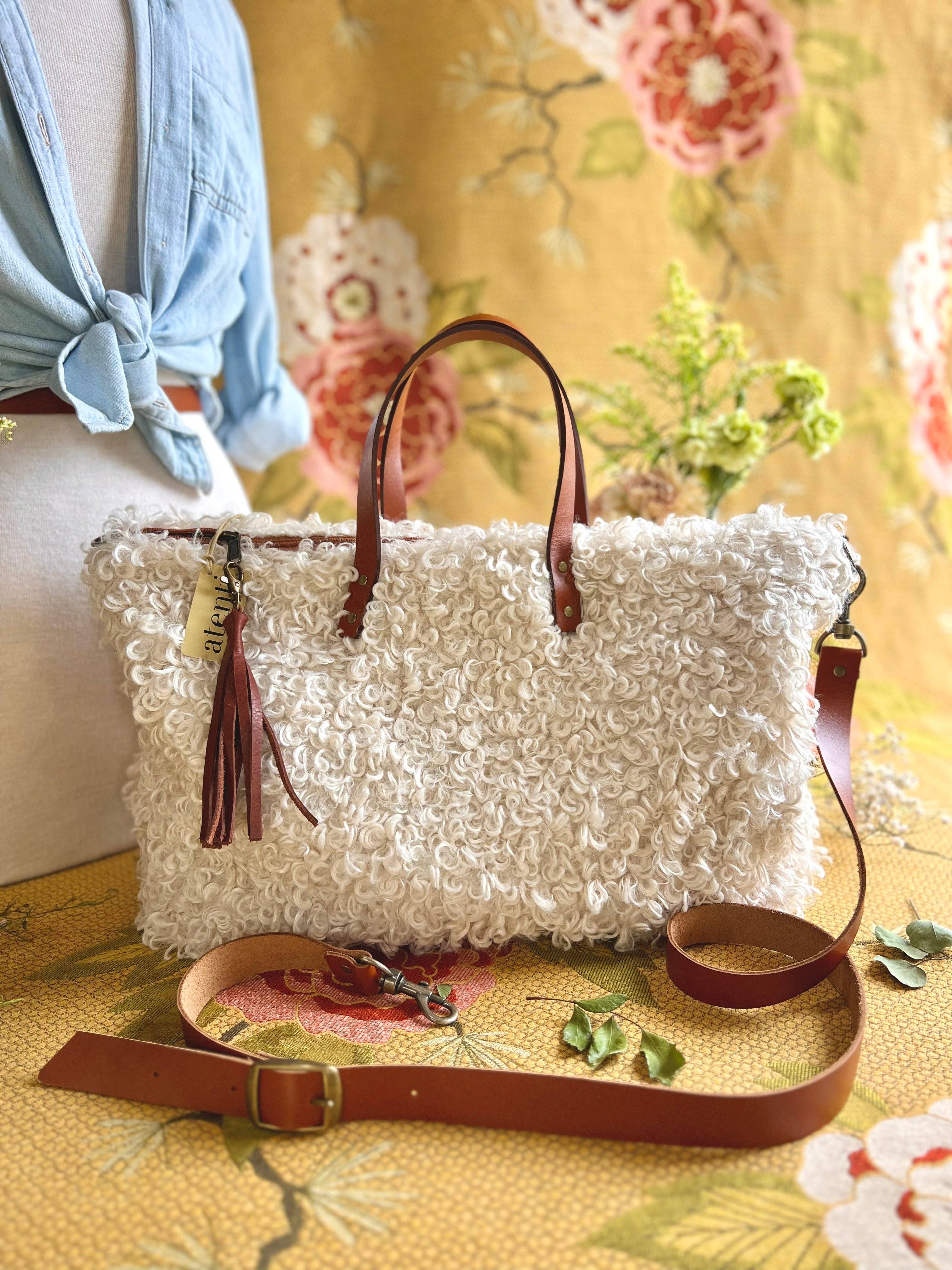 Atenti – wholesale Tote bag – Women's – USA Handcrafted Carryall Tote Bag: Curly Cute Buddy Bag0