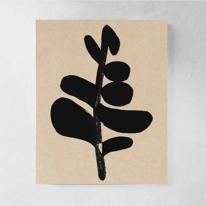 Reproduction artistique abstraite moderne « The Flower » en noir et beige pour la vente par Honora Papers