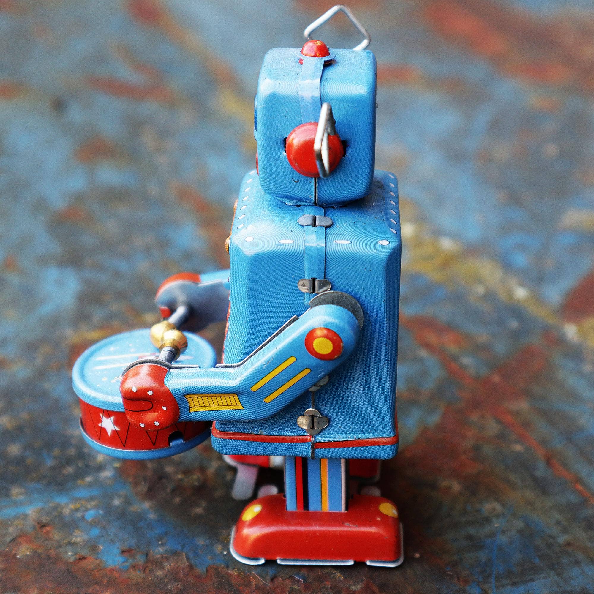 Tribal Trade GmbH - Wholesale Decorative Figurine - Robot robot with drum blue sheet metal robot tin toy6