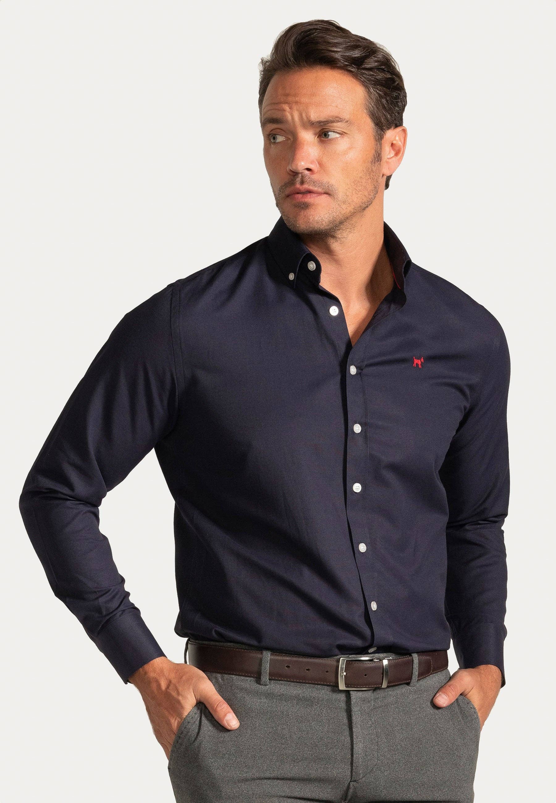 williot – Großhandel Hemd mit Button-down-Kragen – Herren – Schlichte marineblaue Slim-Fit Oxford-Hemd3