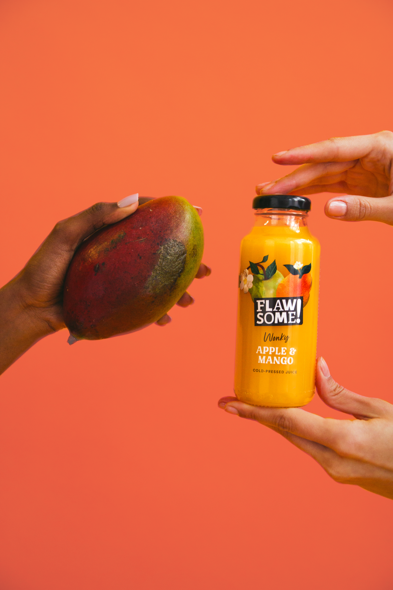Flawsome Brands Limited – wholesale Wellness juice/tonic – Flawsome! Apple & Mango cold-pressed juice1