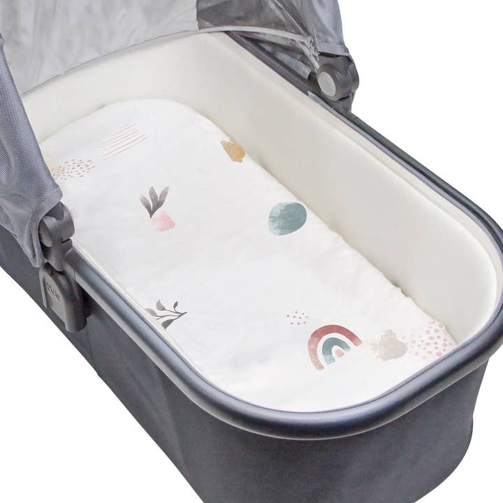 Drap de berceau Dream Percale Floral pour la vente par Kushies Baby