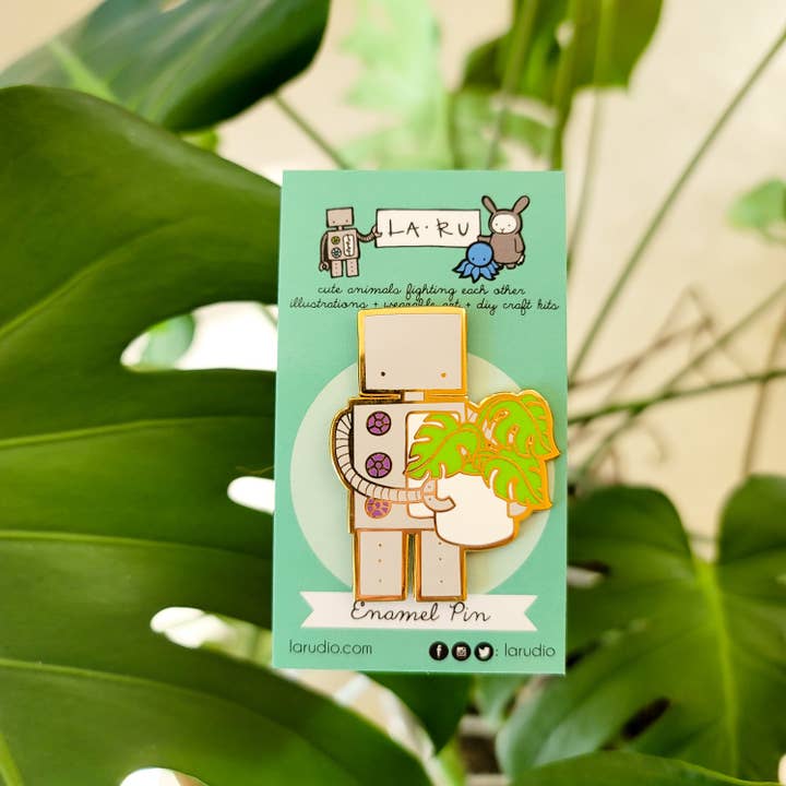 La Ru - Wholesale Lapel Pin/Button - Monstera Robot Enamel Pin