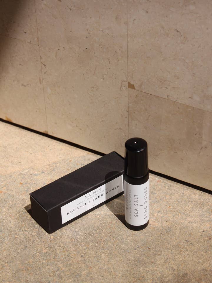 Sea Salt & Sand Dunes Perfume Oil / 10ml for wholesale by Na Nin