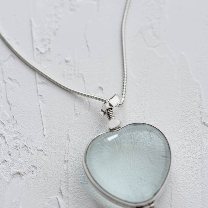 Mon Bijoux – wholesale Locket necklace – Heart Shape Locket4