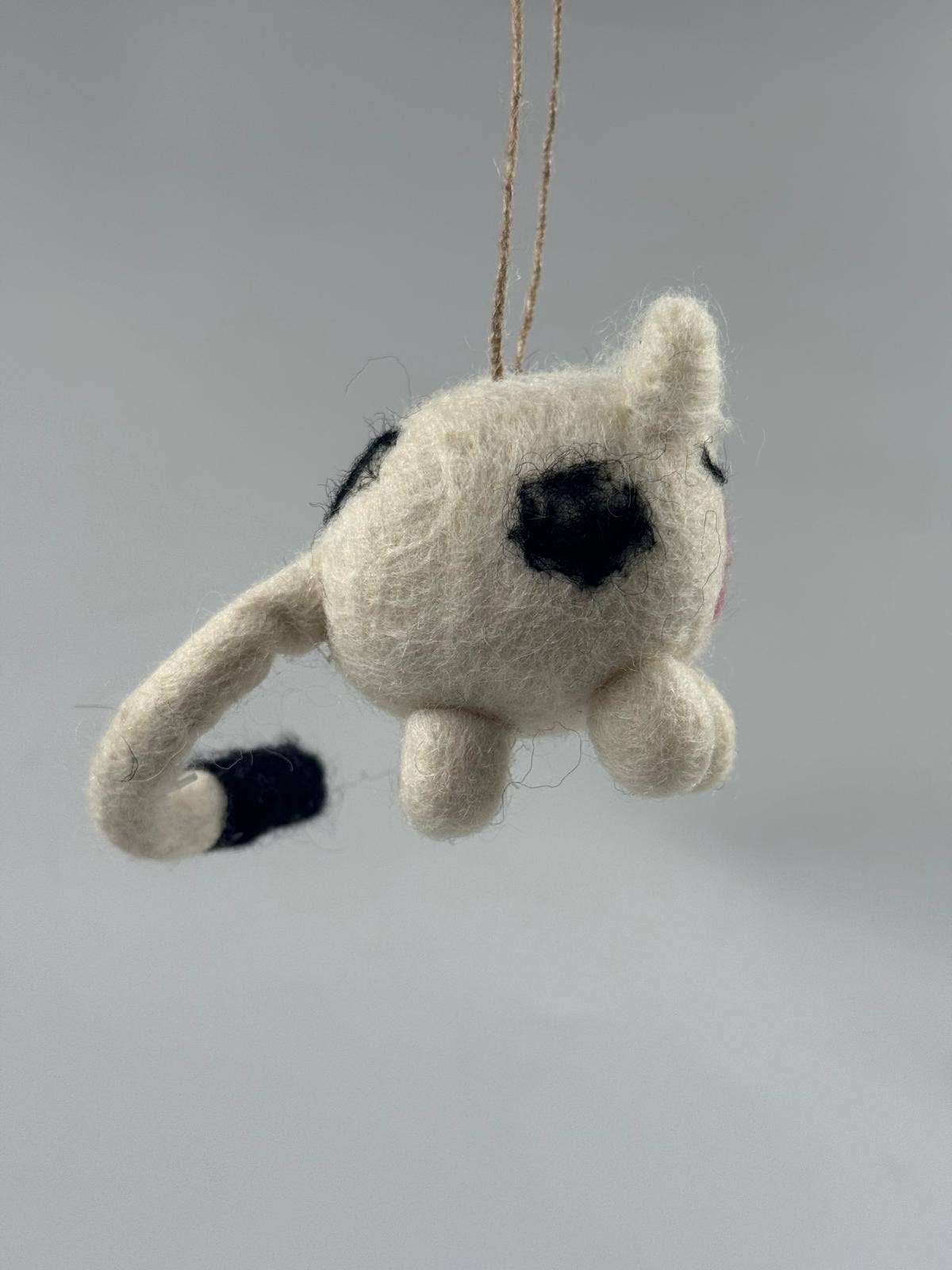 Funky Yak Ltd - Wholesale Keychain - Women's - Handmade Cute Felt White Cat Keyring  4
