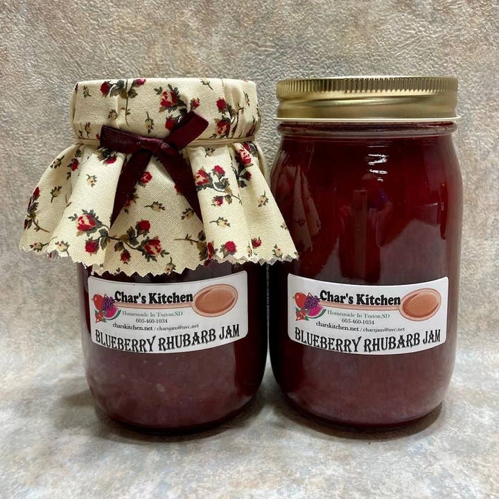 Confiture de bleuets et de rhubarbe 16oz pour la vente par Char's Kitchen