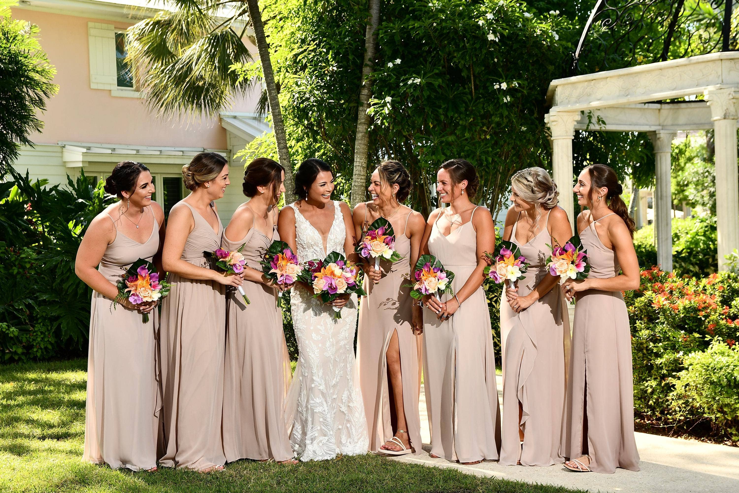 Angel Isabella – Großhandel Kunstpflanzen – Realistisch & Ultra-Weich-Touch-21 Blätter-Künstlicher Farnbusch9