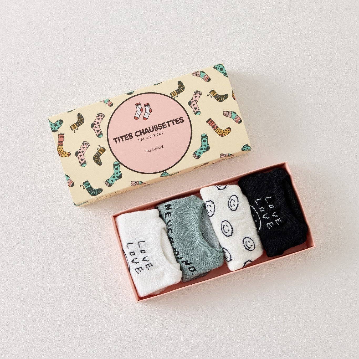 multicoloured Pack of 4 Invisible Smiley Socks for Women I 35-41 for wholesale on Faire1