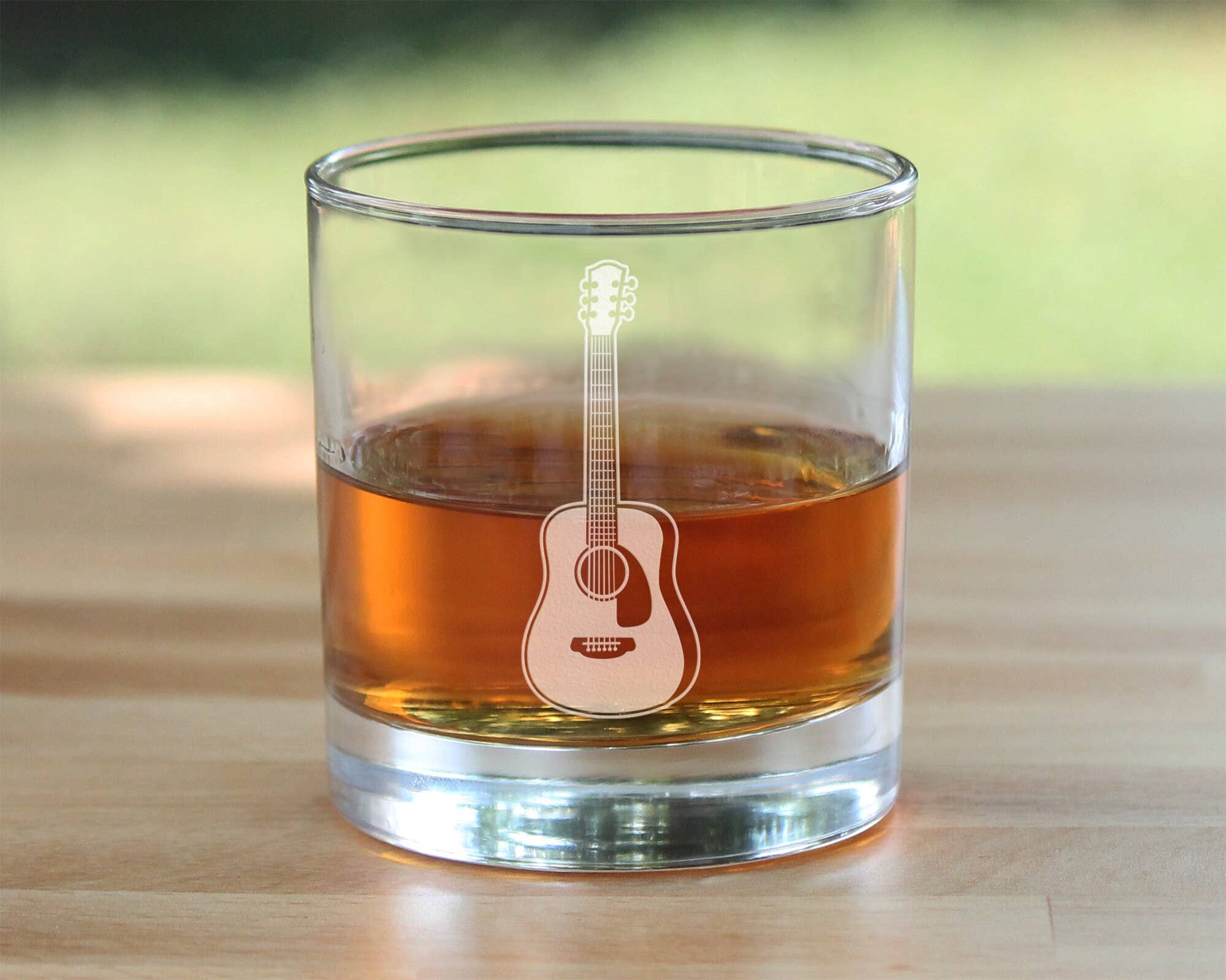 bevvee - Wholesale Cocktail/Liquor Glass - Acoustic Guitar Whiskey Rocks Glass - Musician Gifts1