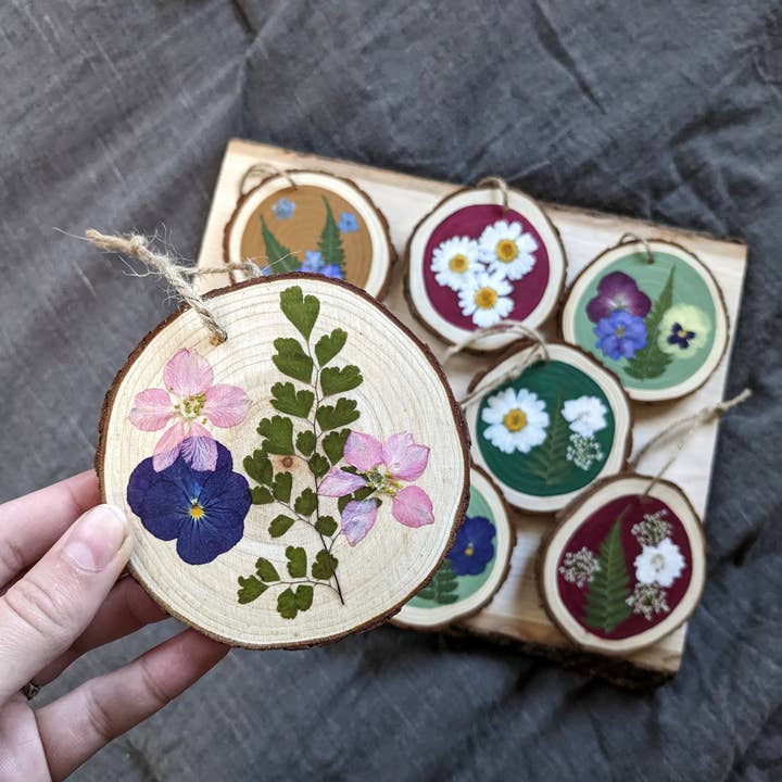Wildry - Wholesale Ornament - Pressed Flower Ornaments - Large