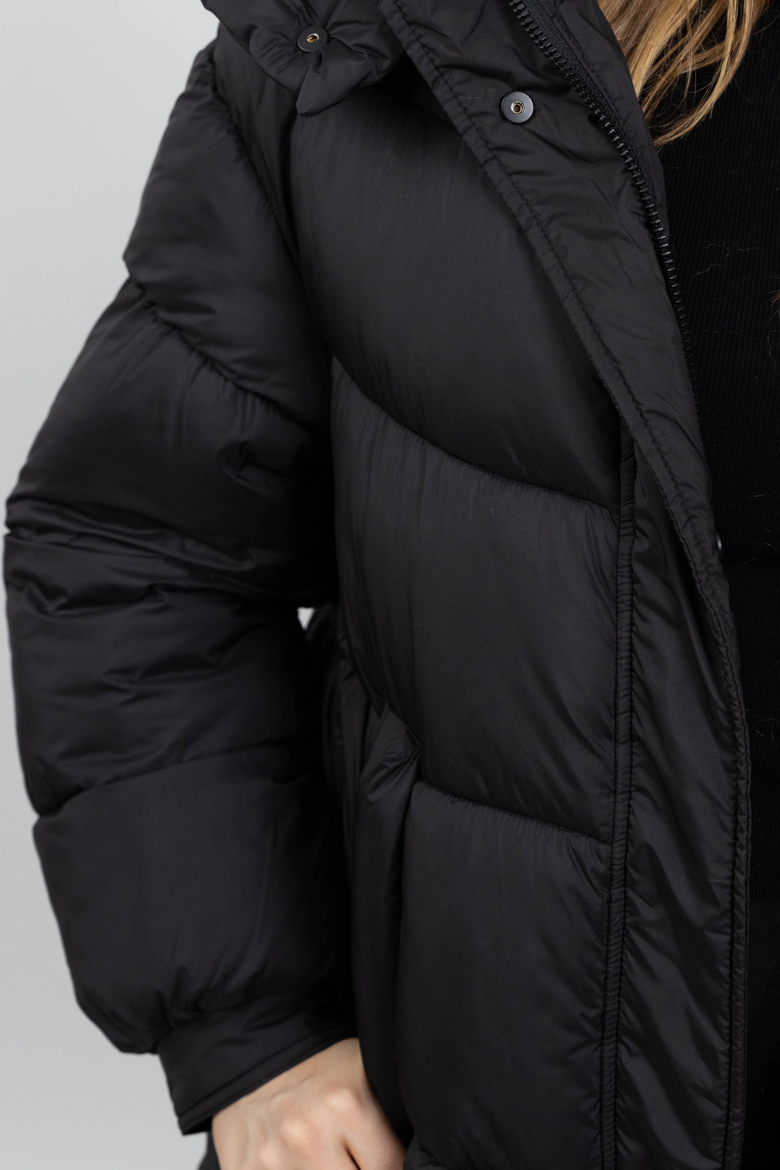 KZELL PARIS - Wholesale Puffer Jacket - Women's - LONG HOODED PUFFER JACKET8