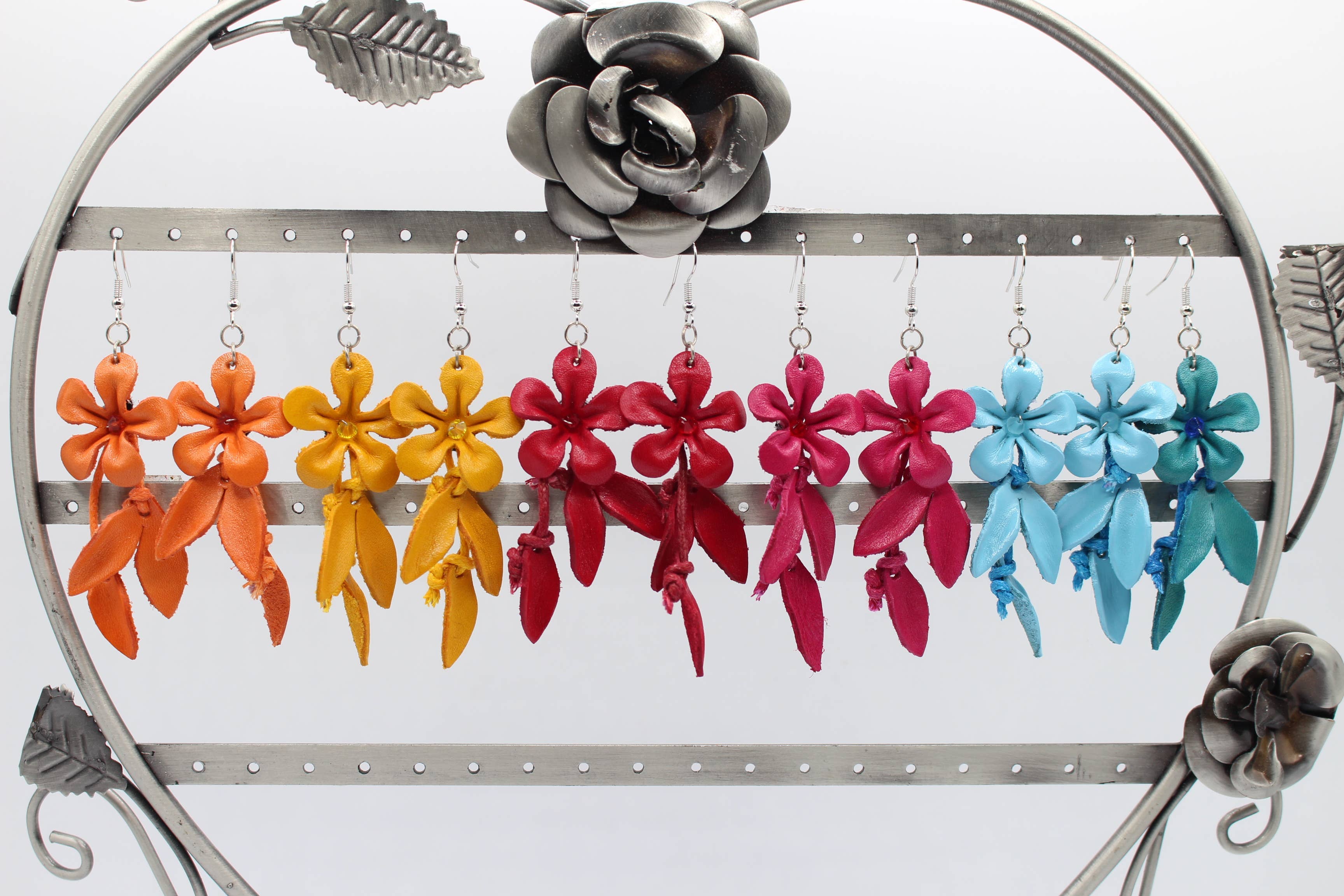 Sunflower Handmade leather inc - Wholesale Dangle Earrings - Handmade Leather flower earring2