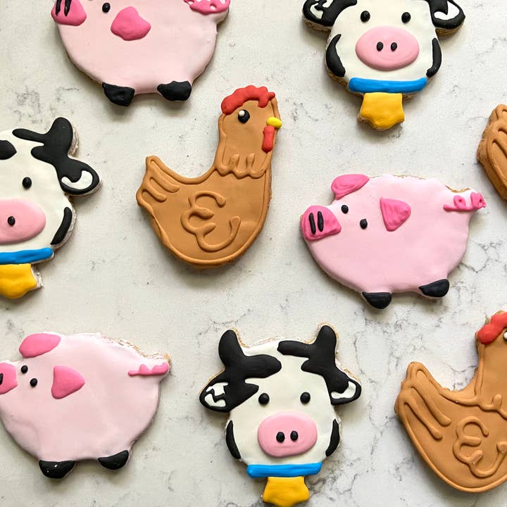 Lucky Biscuit Pet Bakery - Wholesale Pet Treats - Dog - Farm Friend Cookies