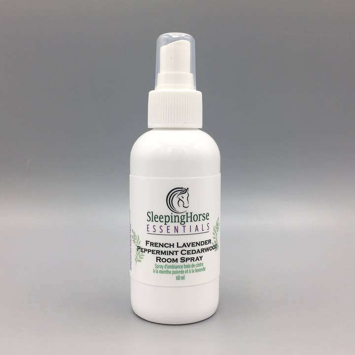Room Spray · Fransk lavendel, pepparmynta & Cedarwood · Stor för wholesale av Sleeping Horse Essentials
