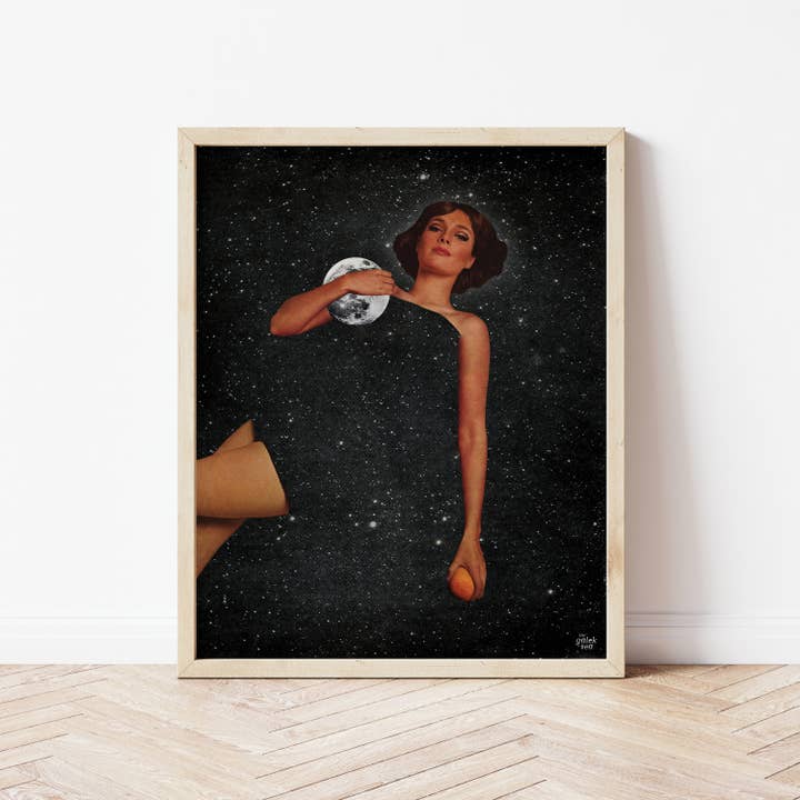 Imprimé La Dame aux lunes pour la vente par The Galek Sea