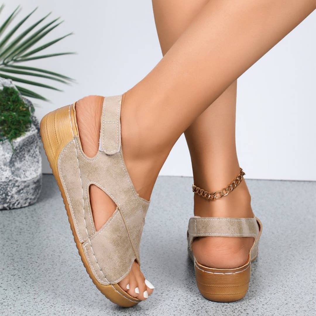 UNISHE - Wholesale Sandals - Women's - Cross-Strap Multicolor Velcro Thick Sole Sandals ZK309617