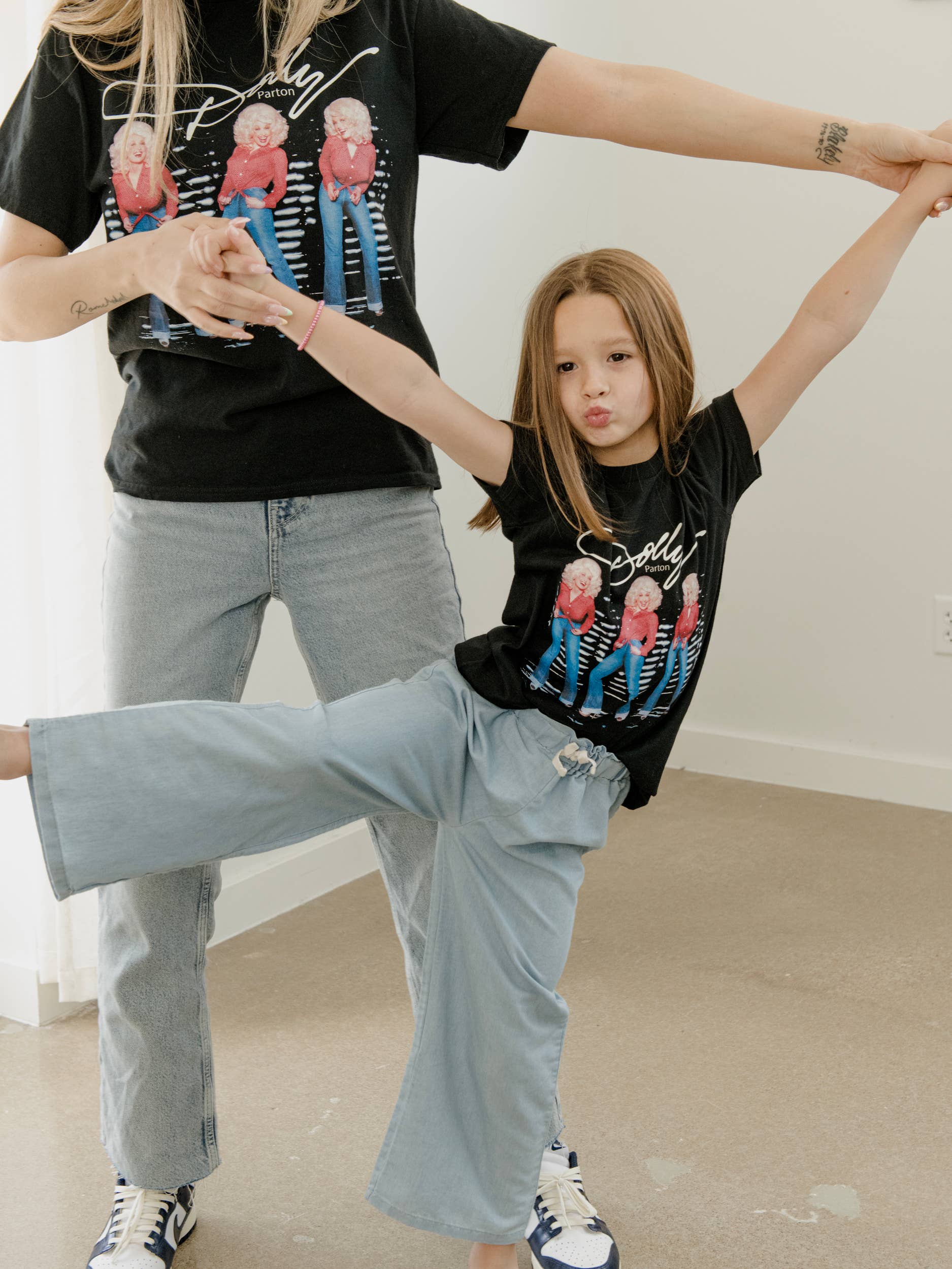 LivyLu - Wholesale Screen Printed T-Shirt - Kids - Children's Dolly Parton Triple Threat Black Tee4