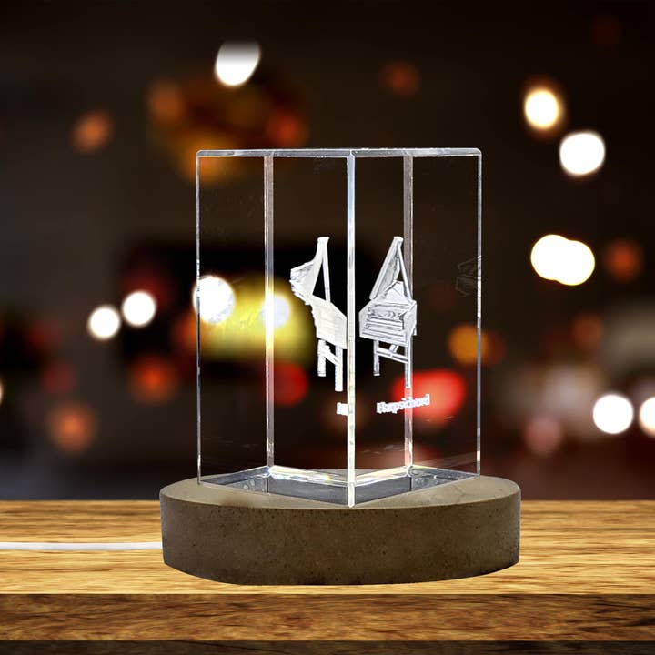 AB Crystal Collection – Engroshandel Bordpynt – Cembalo 3D Indgraveret Krystal 3D Indgraveret Krystal Minde/Gave/Dekoration/Samlerobjekt/Souvenir