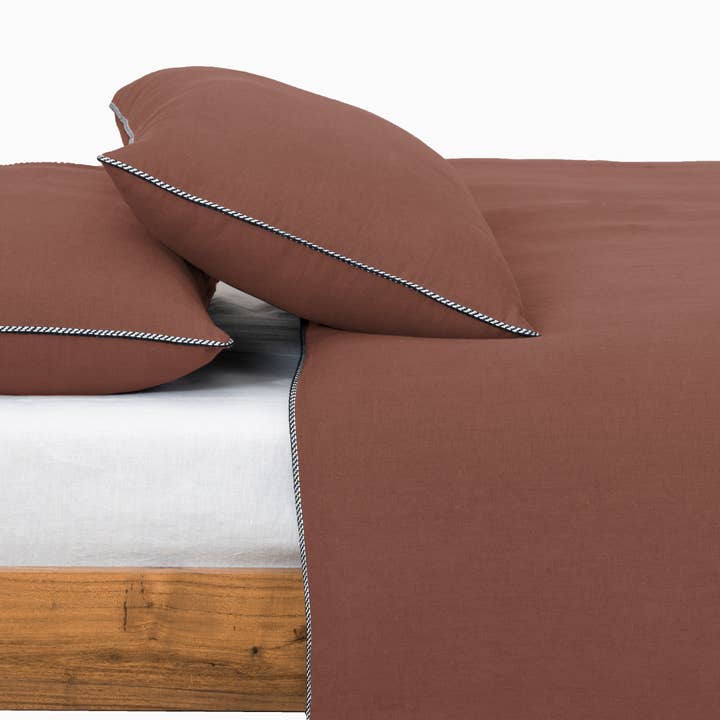 Live Linen Inc. – wholesale Påslakan – Linné Monokrom Spets Påslakan-Kanelbrun