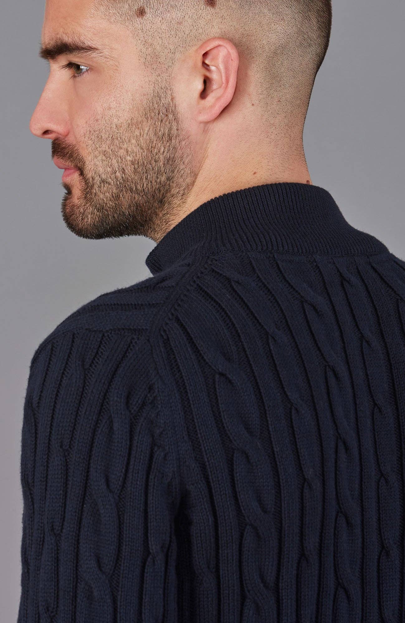 Paul James Knitwear – wholesale Knitted jumper – Men′s – Mens Midweight Cotton Cable Zip Neck Jumper11