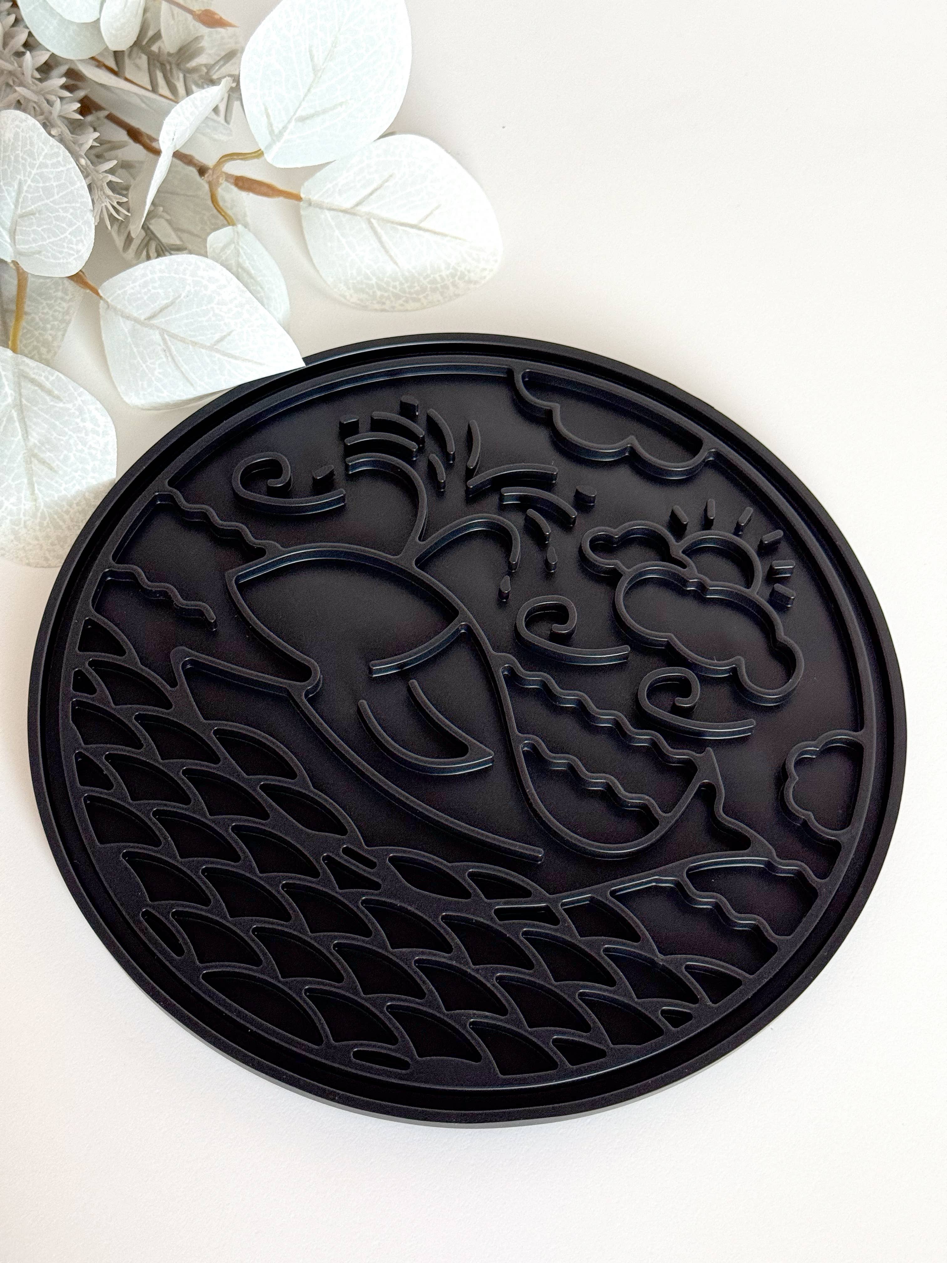 Doggotique - Wholesale Pet Food Mat - Dog - Lick mat whale for dogs and cats2