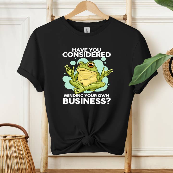 Grenouille Occupe-toi de tes affaires, Drôle, Unisexe, Chemise, T-shirt pour la vente par 316 Legacy LLC