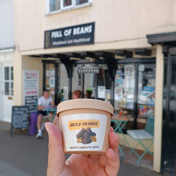 Granny slice – wholesale Chocolate-covered sweets – dusted chocolate dates10