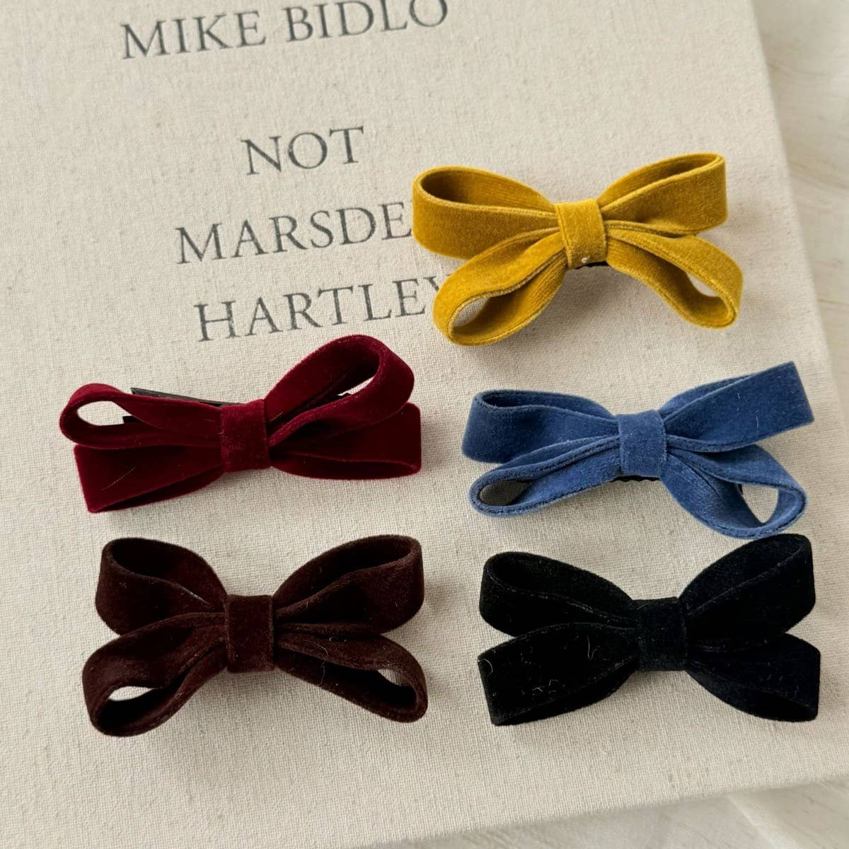 ACCITY - Wholesale Hair Clip - Women's - Velvet Bow Hair Clip Sweet Side Bang Pin_CWAHA078157