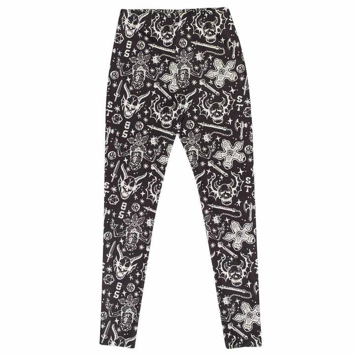 Stranger Things - Hellfire (Kvinnors Leggings) Storlek S-M-L Ny topp för wholesale av fanseller ug