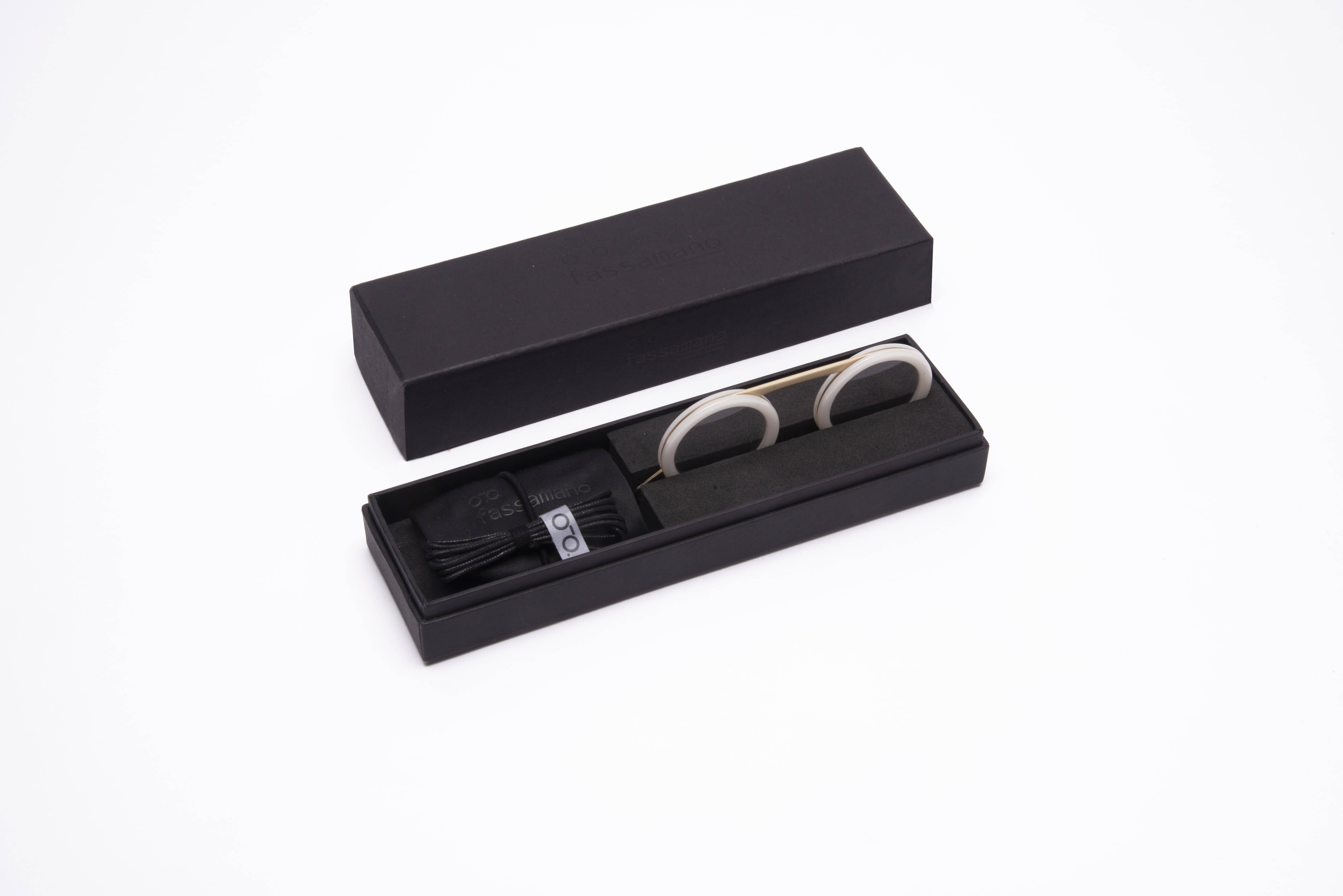 Fassamaneria srl - Wholesale Eyeglasses - Unisex - Fassamano Milano reading glasses/+2 - Giftbox4