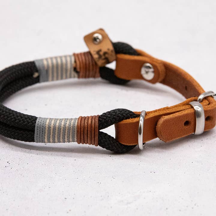 FOR LOVELY DOGS / Linda Jansen - Wholesale Pet Collar - Dog - Anthracite Nude Twist Tau Collar7