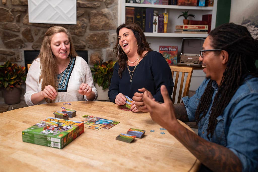 Fireside Games – Jogo de tabuleiro por atacado – Zoomies - Jogo de Tabuleiro Estratégico com Tema de Cachorros12