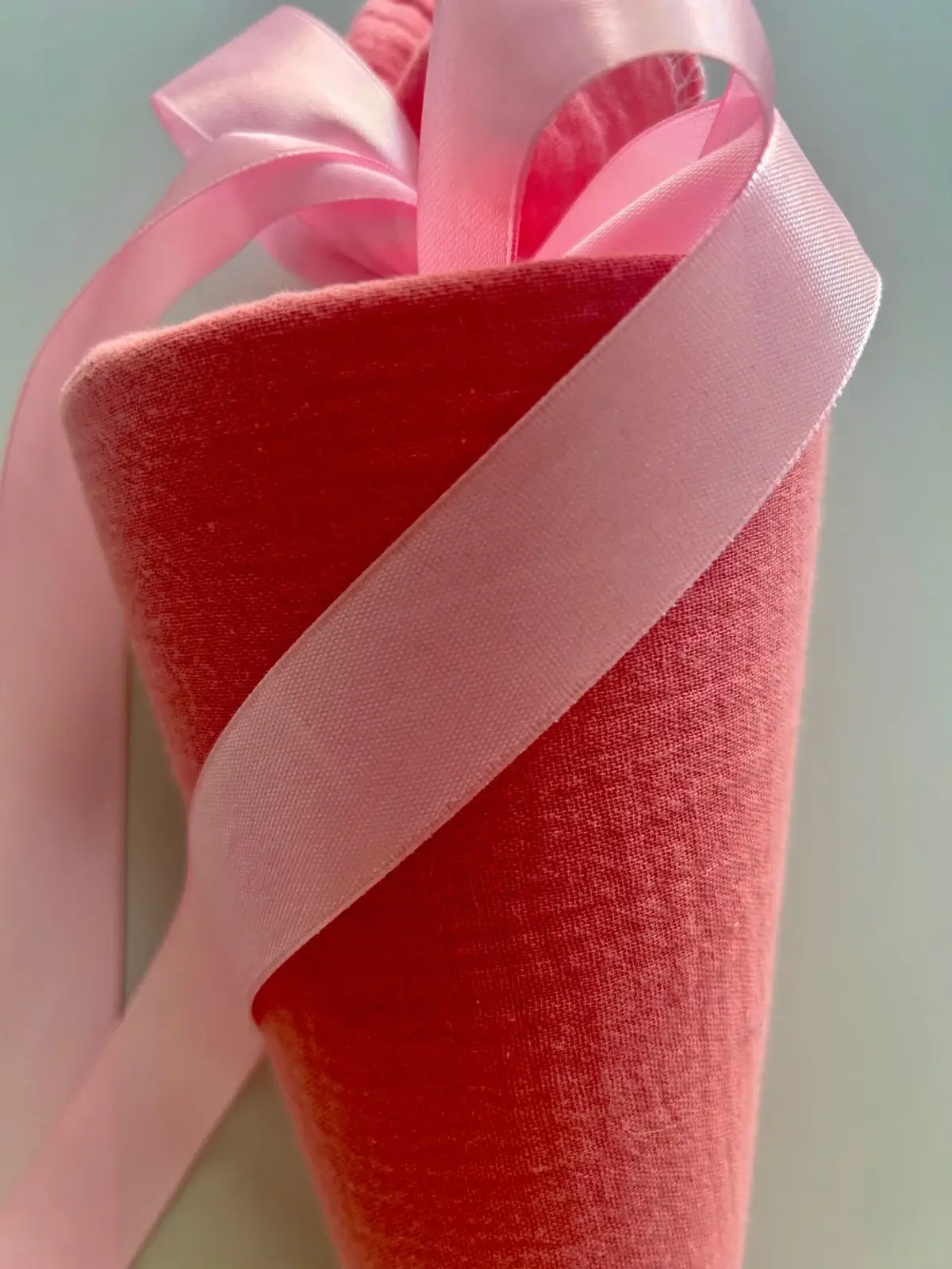 Küstenfieber® - Vente Sachet cadeau/boîte cadeau pour invités - Cône d'école en mousseline rose – fait main – 35 cm / 70 cm7