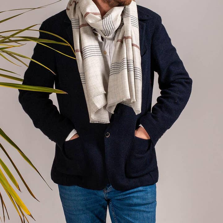 Bufanda de seda y lana Jermyn para venta al por mayor de Black