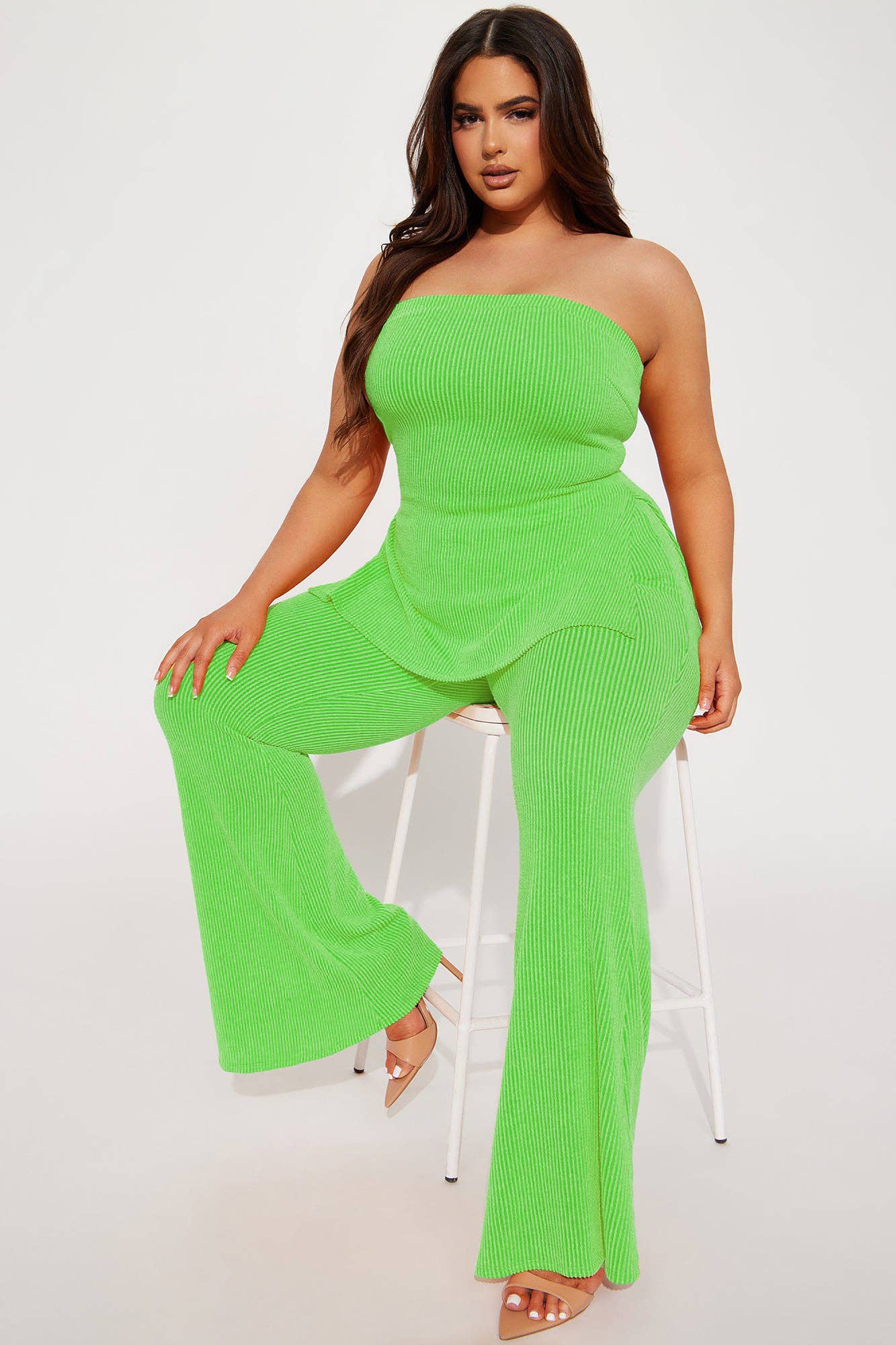 5besties inc - Vente Ensemble haut et pantalon (PAS d'intérieur) - Femme - Ensemble haut tubulaire et pantalon évasé en tricot côtelé5